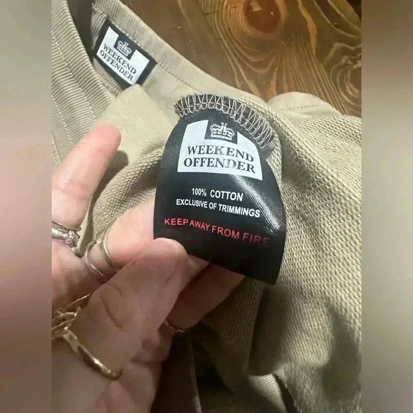 Weekend Offender Shorts Size 34 Medium EUC - Picture 6 of 7